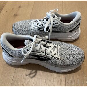 Brooks Adrenaline GTS 23 Black Grey Running Sneaker Shoes Women's Size 7.5